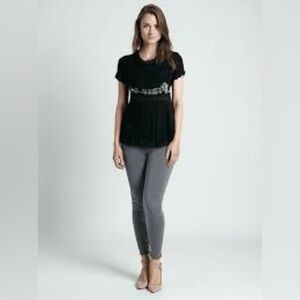 JOHNNY WAS women’s Black short sleeve Beaded Eyelet Lace Detail Blouse xsmall